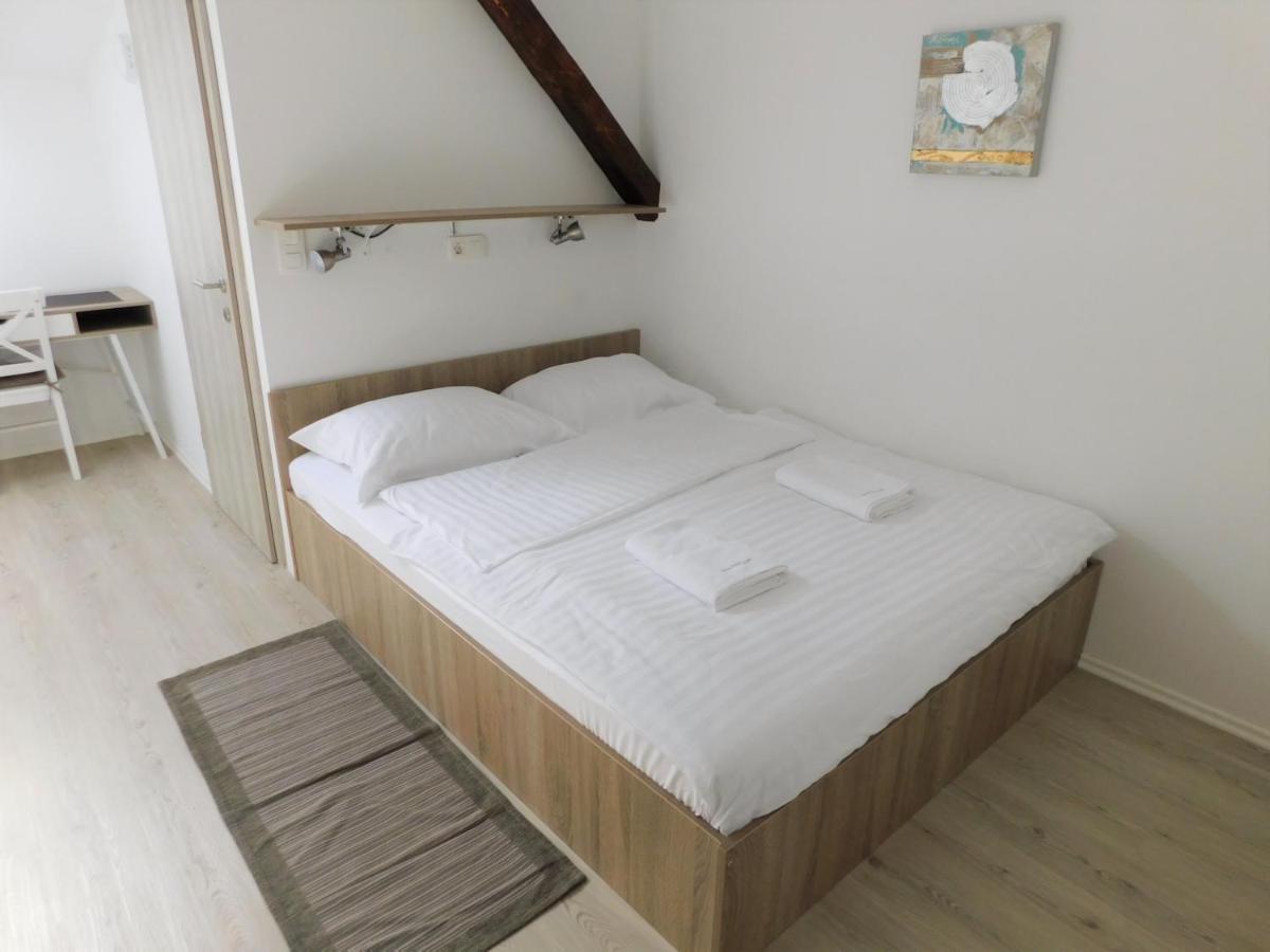 Evi Rooms Любляна Экстерьер фото