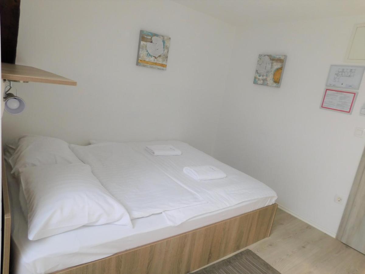 Evi Rooms Любляна Экстерьер фото